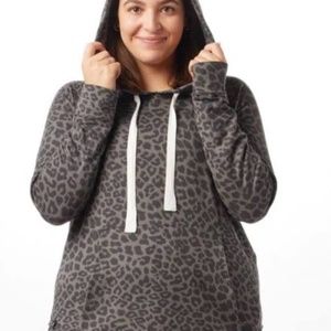 Glyder Rocky Hoodie Women Top Black Leopard Size 1X 95% Modal/5% Spandex